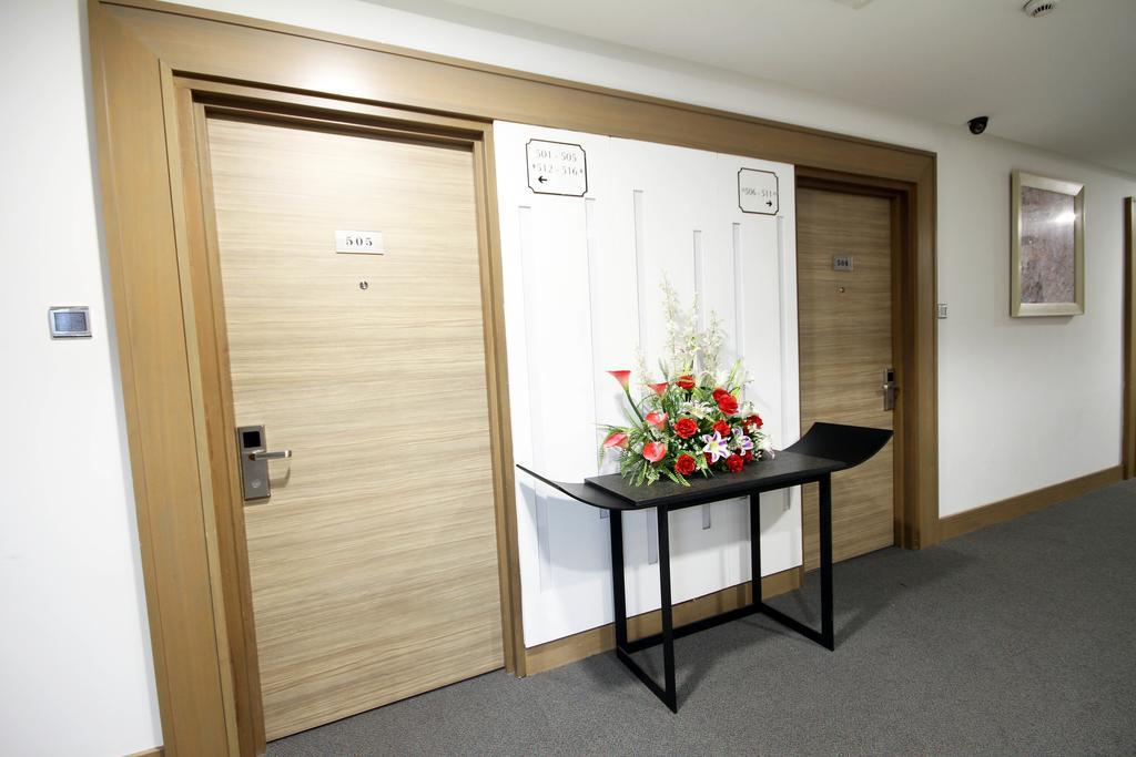 Badi'Ah Hotel Bandar Seri Begawan Exteriör bild